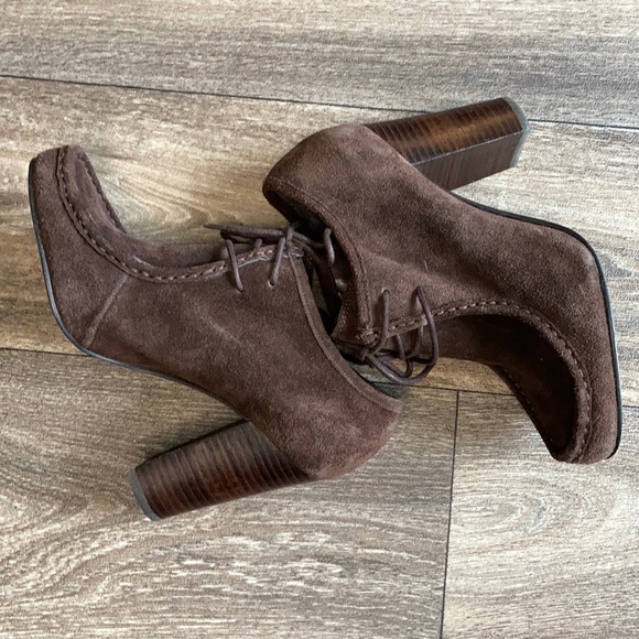 Lauren Ralph Lauren Brown Chunky Heel Bootie Sz 7 - Picture 4 of 10